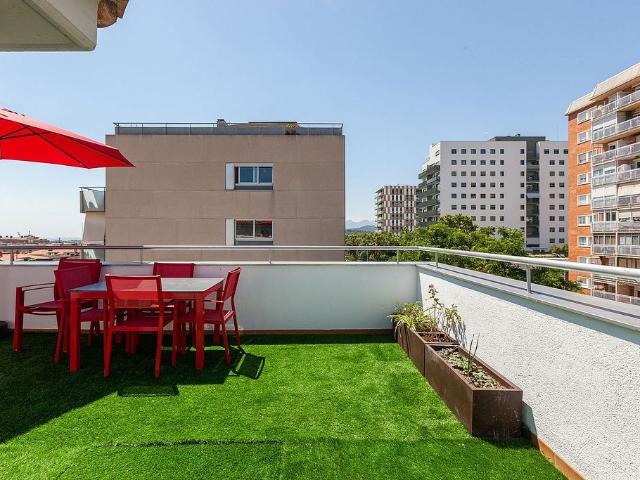 Dúplex en venta en calle Del Doctor Cistaré, Terrassa, de 70 m² 3 habitaciones por 315.000
