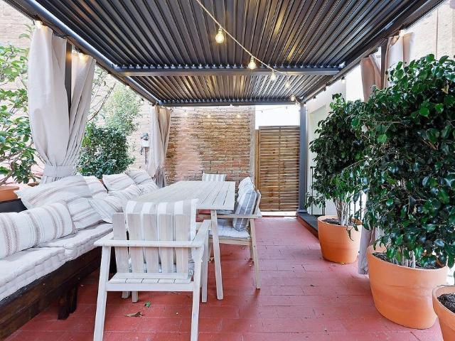Dúplex en venta en calle Del Tenor Masini, Barcelona, de 90 m² 3 habitaciones por 695.000