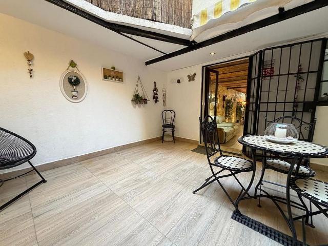 Dúplex en venta en calle D'elkano, Barcelona, de 100 m² 2 habitaciones por 419.000