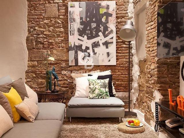 Dúplex en venta en calle Dels Cotoners, Barcelona, de 70 m² 2 habitaciones por 370.000