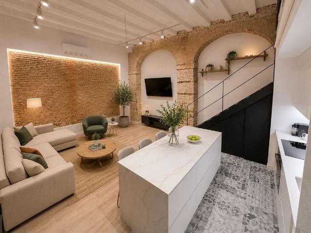 Dúplex en venta en calle D'en Serra, Barcelona, de 97 m² 2 habitaciones por 359.000