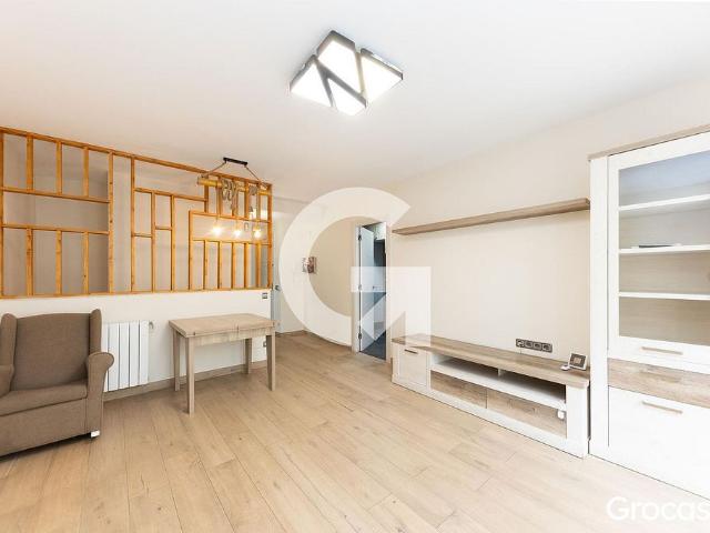 Dúplex en venta en calle Mossèn Jaume Busquet, Hospitalet de Llobregat, L´, de 90 m² 3 habitaciones por 295.000