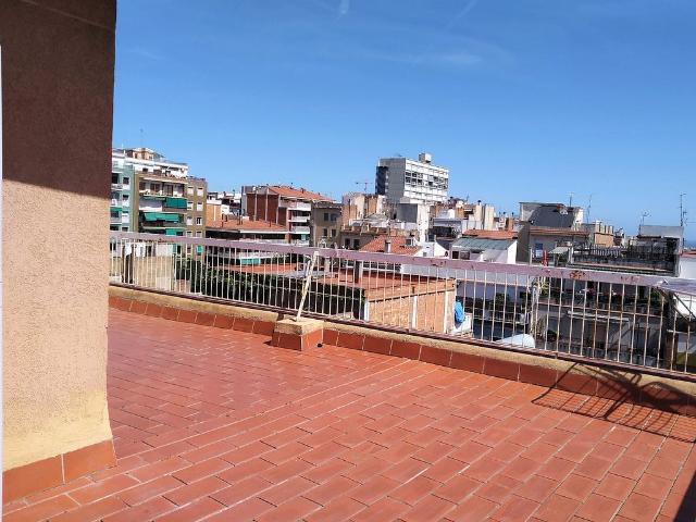 Dúplex en venta en calle Martí, Barcelona, de 41 m² 1 habitación por 280.000