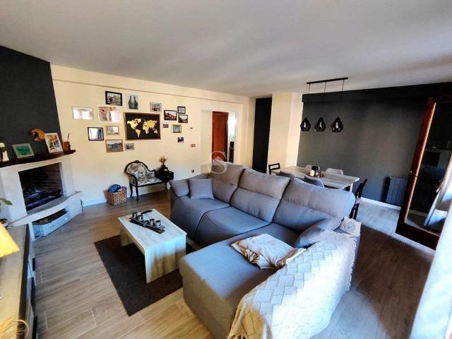 Dúplex en venta en calle Mirador D'encamp, Encamp, de 164 m² 5 habitaciones por 745.000