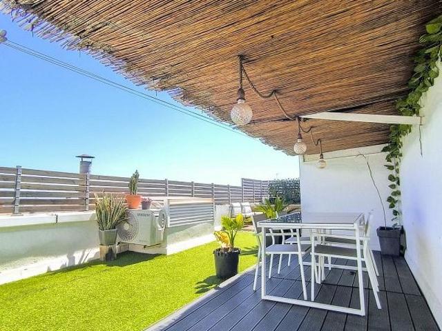 Dúplex en venta en calle Trinitat, Mataró, de 62 m² 2 habitaciones por 279.000