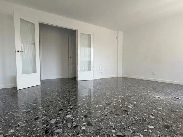 Dúplex en venta en Cardedeu. Dúplex en venta en el centro de Cardedeu En perfecto estado y con ascensor. Dúplex.