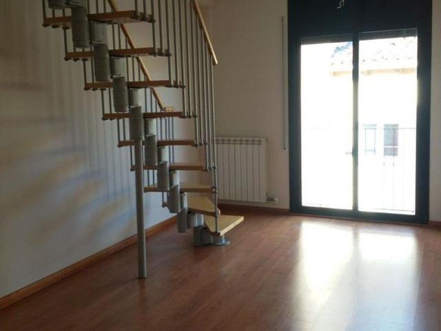 Dúplex en venta en carretera De Vic, Sant Fruitós de Bages, de 65 m² 2 habitaciones por 152.000