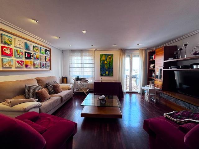 Dúplex en Venta en Casco Antiguo