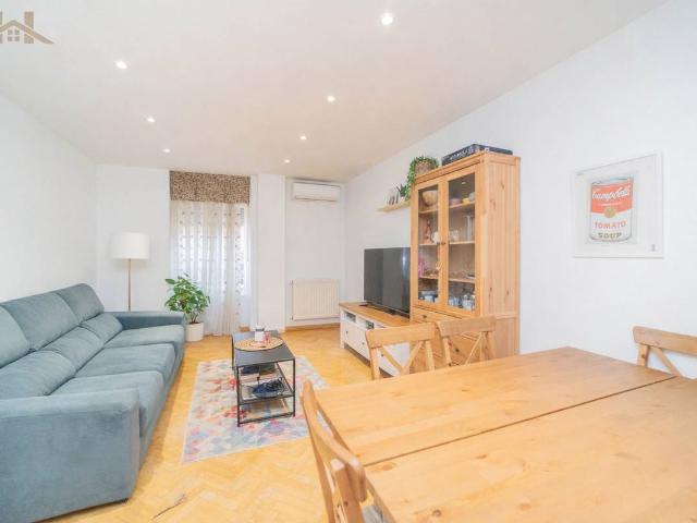 Dúplex en Venta en Casco Antiguo