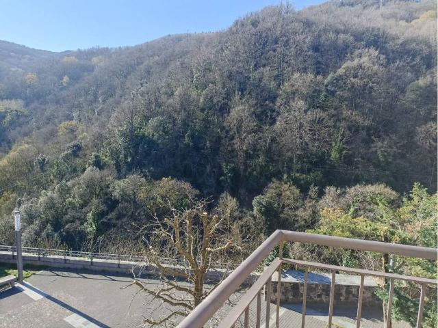 Dúplex en Venta en Castellfollit de la Roca
