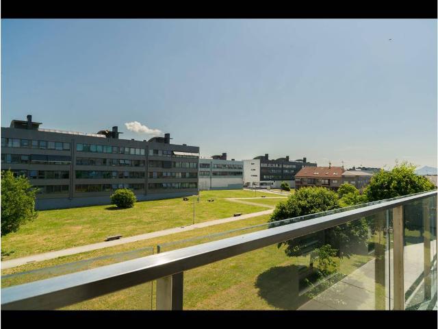 Dúplex en Venta en Castiñeiriño Cruceiro de Sar