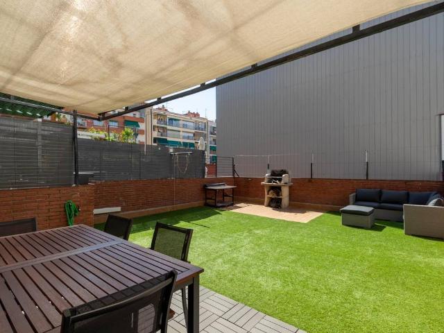 Dúplex en Venta en Cementiri Vell
