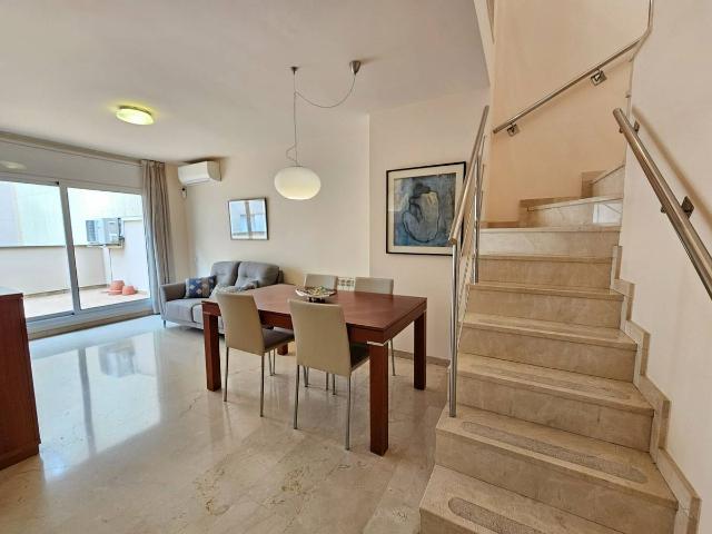 Dúplex en Venta en Cementiri Vell