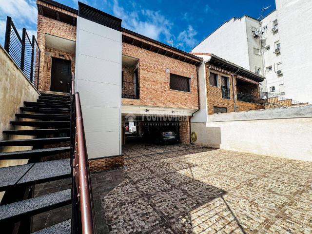 Dúplex en Venta en Centro