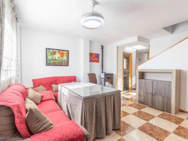 Dúplex en venta en Churriana de la Vega, Parque de la Ermita. Luz, espacio y calidad de vida en un magnífico dúplex en Churriana de la Vega. Dúplex Churriana de la.