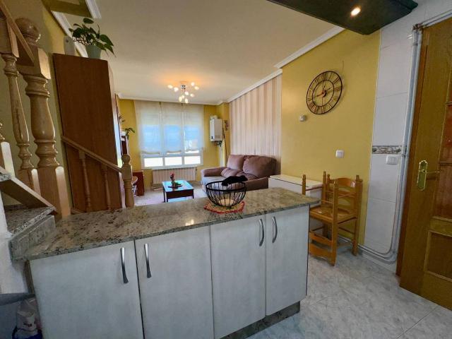 Dúplex en Venta en Cuatro Vientos