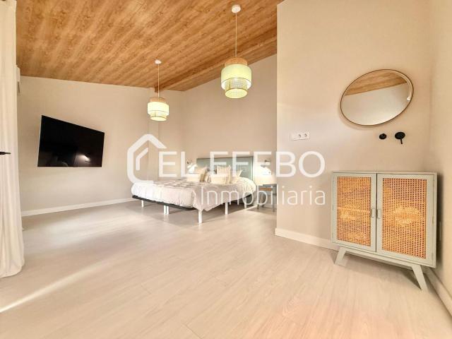 Dúplex en venta en Antequera, Cueva de Menga. El privilegio de tener tu propio solárium en pleno corazón de la ciudad. Dúplex.
