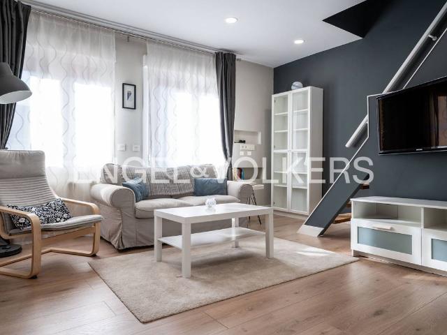 Dúplex en Venta en Antiguo