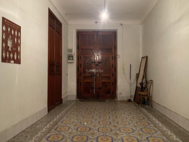 Dúplex en venta en Agost. Adosado de 7 Habitaciones en Agost. Dúplex.