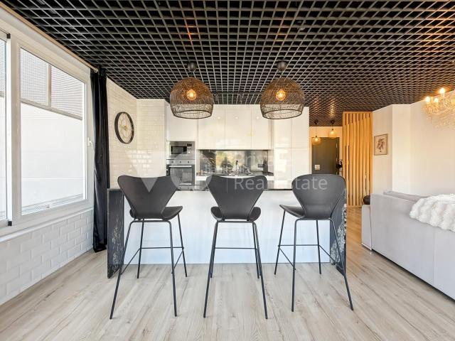Dúplex en venta en Alcobendas, Zona Industrial. Dúplex en venta en Valdelacasa. Dúplex.