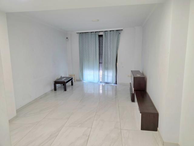 Dúplex en venta en Algeciras, La Reconquista El Rosario. PIso grande y reformado cerca del Corte Inglés. Dúplex.