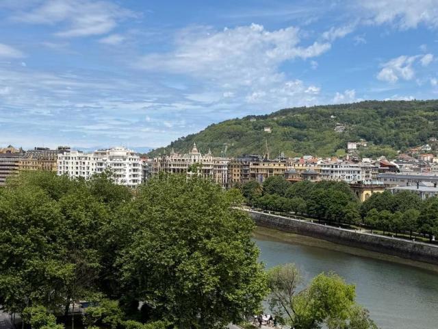 Dúplex en Venta en Área Romántica