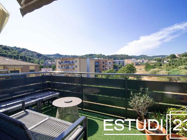 Dúplex en venta en Arenys de Munt, de 162 m² 4 habitaciones por 350.000