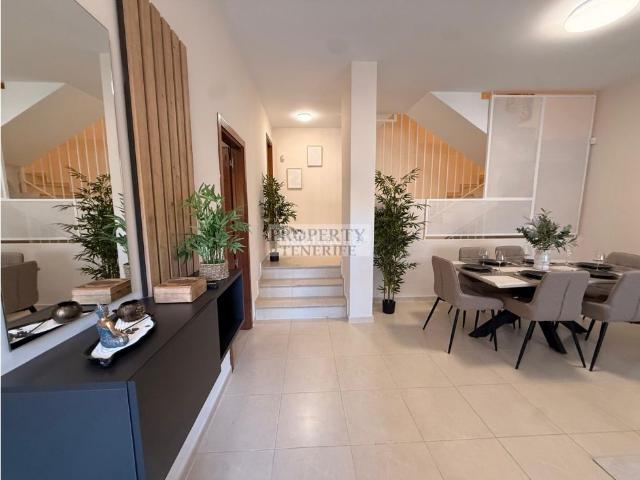 Dúplex en venta en Arona, Cho Parque de la Reina. ESPECTACULAR DÚPLEX DE 3 DORMITORIOS EN PARQUE DE LA REINA. Dúplex.