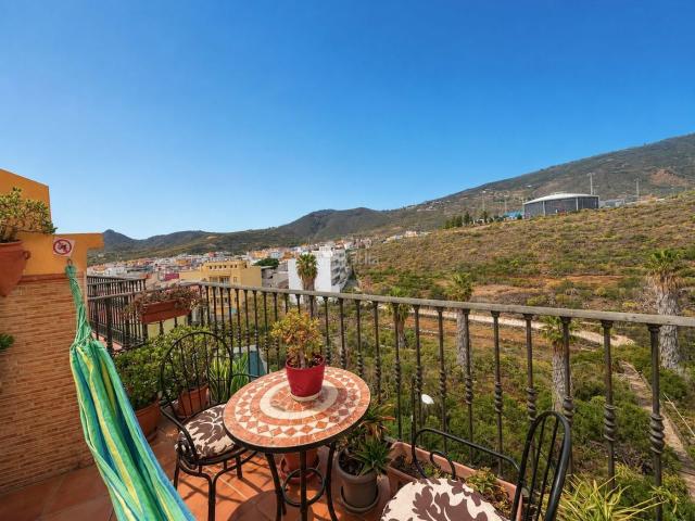 Dúplex en venta en Arona, Valle San Lorenzo. Luminoso dúplex de 130 m con terraza privada y garaje en Valle San Lorenzo. Dúplex.