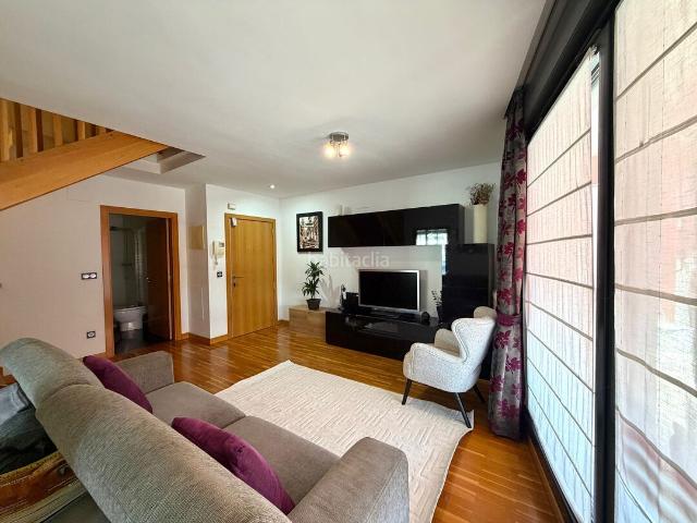 Dúplex en venta en Astigarraga. SE VENDE PRECIOSO DUPLEX CON TERRAZA Y GARAJE INCLUIDO EN ASTIGARRAGA. Dúplex.