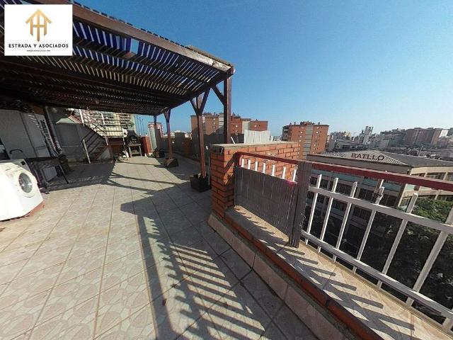 Dúplex en venta en avenida Del Masnou, Hospitalet de Llobregat, L´, de 279 m² 3 habitaciones por 378.000
