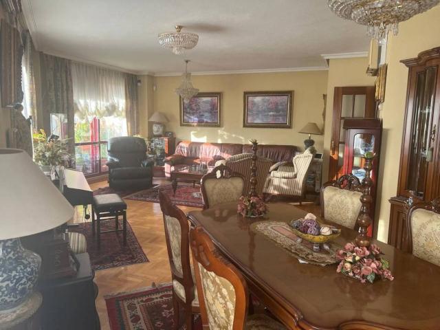 Dúplex en Venta en Avenida Europa San Antón