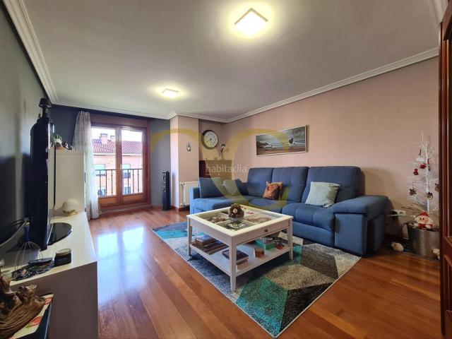 Dúplex en venta en Avilés, El Carbayedo El Quirinal. Exclusiva Dúplex en Urbanización el Alfaraz, Miranda Avilés. Dúplex.