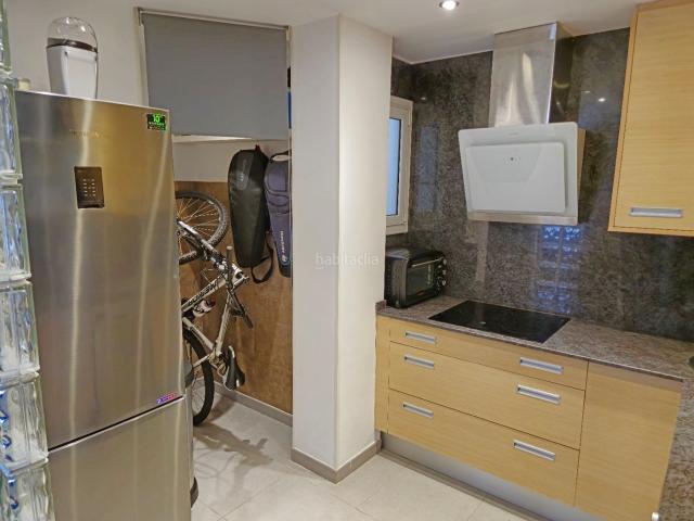 Dúplex en venta en Badalona, Sant Crist. Dúplex.