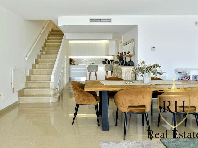Dúplex en venta en Baleares Calvià, Cala Vinyes. IMPRESIONANTE DUPLEX CON VISTAS AL MAR. Dúplex.