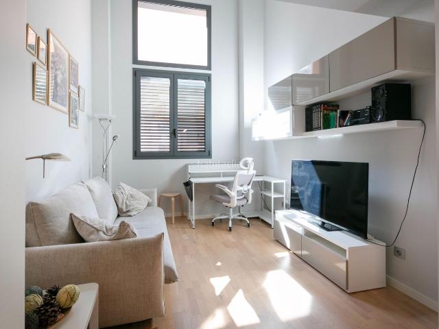 Dúplex en venta en Barcelona, El Camp d´en Grassot i Gràcia Nova. Piso duplex en venta en calle Providencia. Dúplex.
