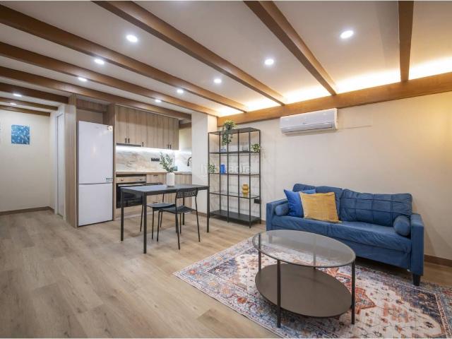 Dúplex en venta en Barcelona, La Font d´en Fargues. Duplex en venta. Dúplex.