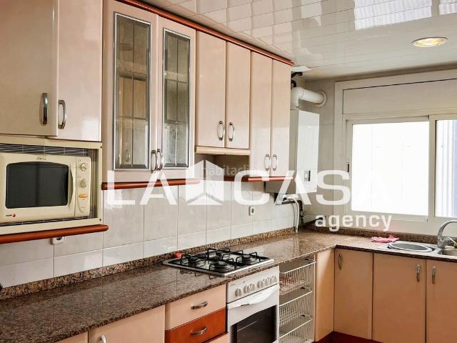 Dúplex en venta en Barcelona, Prosperitat. WhatsApp Paula Dúplex.