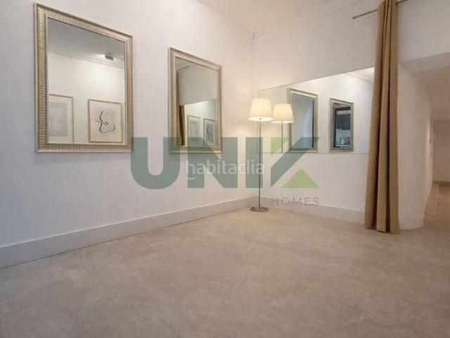 Dúplex en venta en Barcelona, Raval. Duplex Nou de la Rambla. Dúplex.