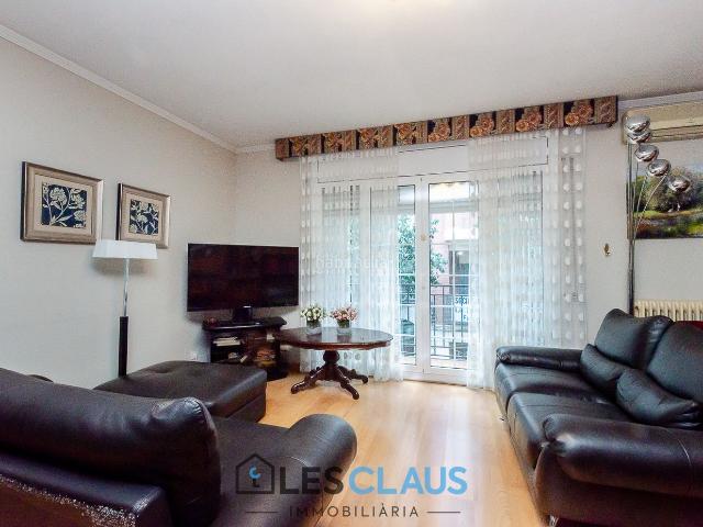 Dúplex en venta en Barcelona, Sants. Dúplex.