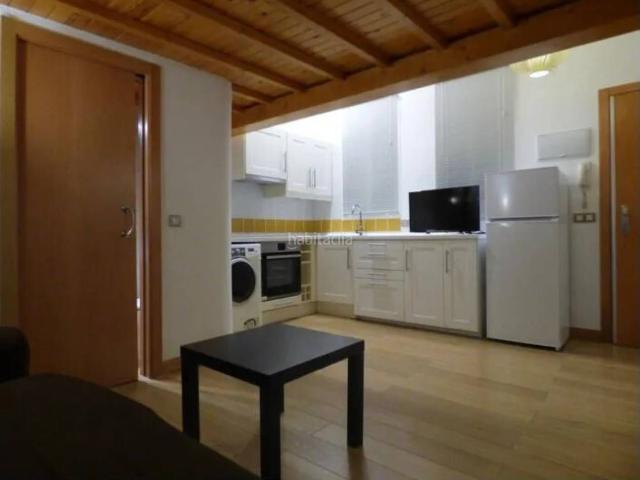 Dúplex en venta en Barcelona, Turó de la Peira. OPORTUNIDAD!. Dúplex.