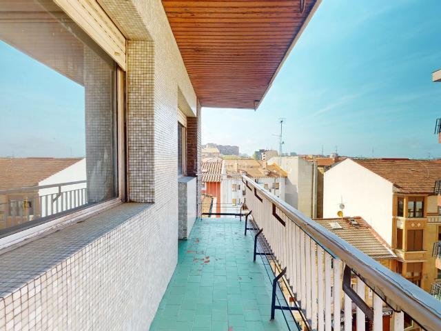 Dúplex en venta en Barakaldo, Centro. Dúplex Nafarroa Kalea, San Vicente de Barakaldo. Dúplex.