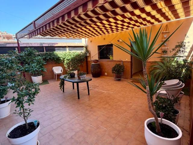 Dúplex en Venta en Barrio de la Vega