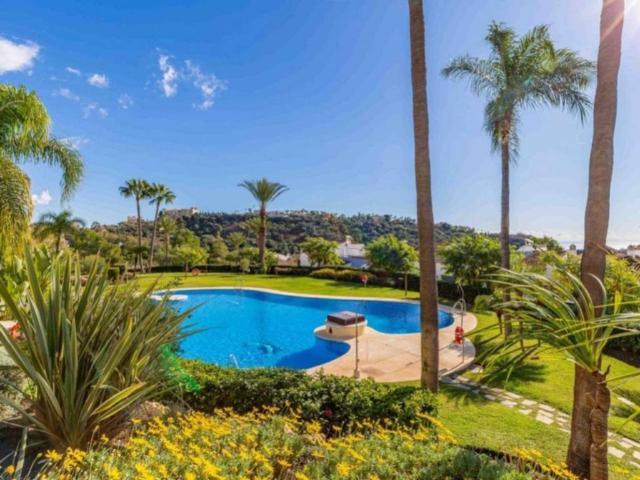 Dúplex en Venta en Benahavís