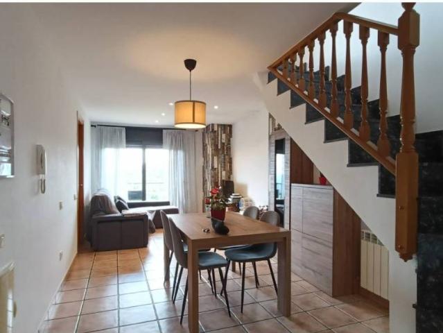 Dúplex en Venta en Berga