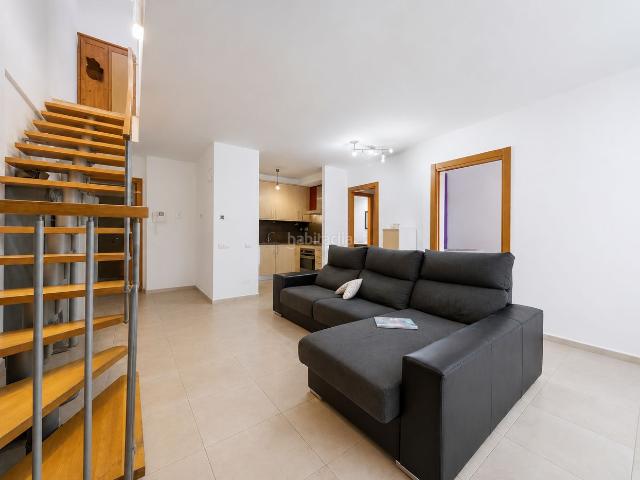 Dúplex en venta en Breda. DUPLEX EN VENTA EN CALLE BARCELONA, Breda. Dúplex.
