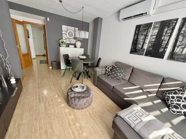 Dúplex en venta en Galapagar, Casco Antiguo. Dúplex en Galapagar 103 m², muy luminoso. 3 dormitorios. Dúplex.
