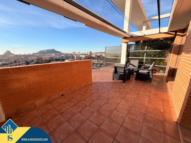 Dúplex en Venta en Garbinet Parque de las Avenidas