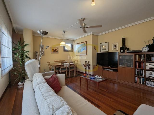 Dúplex en venta en Gijón, Les Mestes. Exclusivo dúplex con dos plazas de garaje en el Bibio. Dúplex.