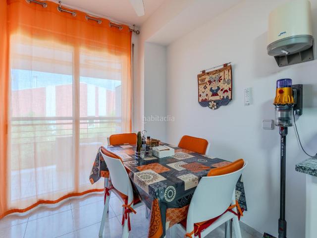 Dúplex en venta en Girona, Eixample Sud Migdia. Dúplex luminoso en zona con gran potencial de Girona. Dúplex.